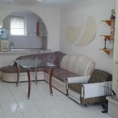 Beach Krasi Tatil Evi *